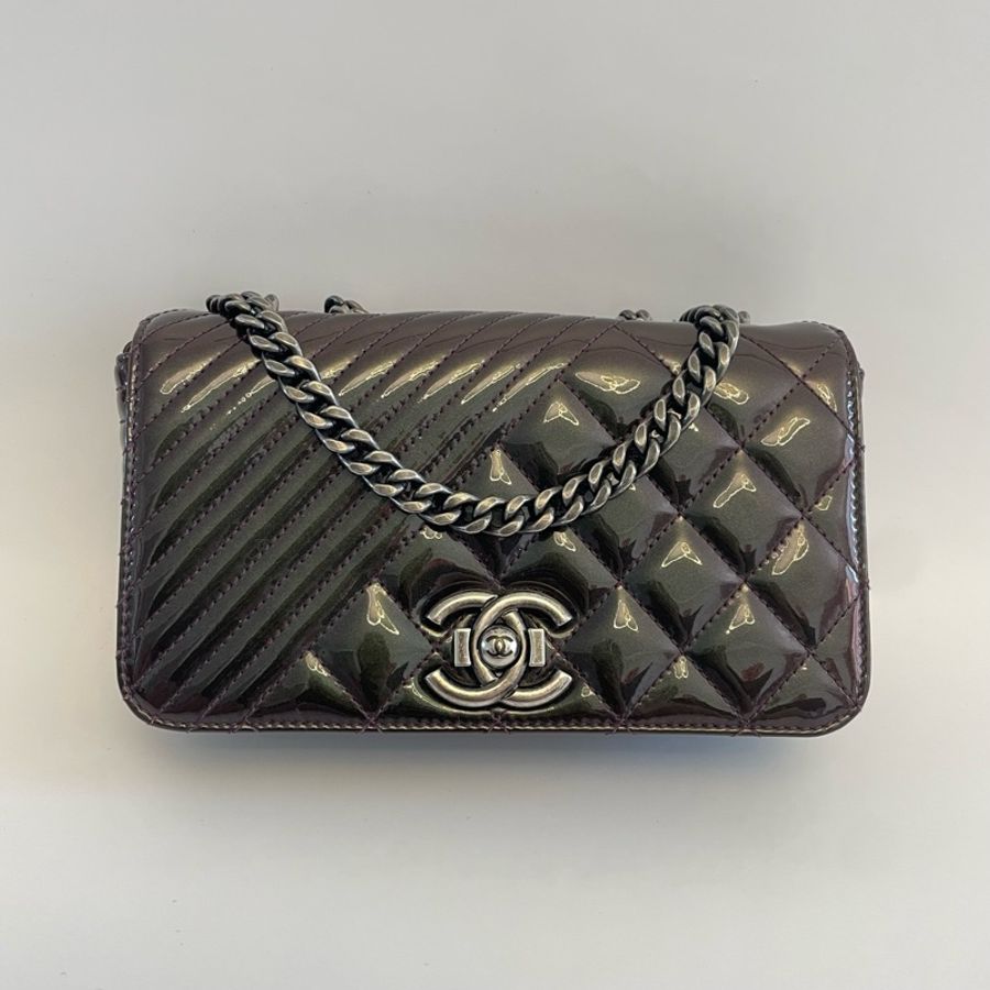Chanel香奈兒Coco boy漆皮鏈條包 漸變墨綠黑配色 大mini經典菱格紋，21開-0