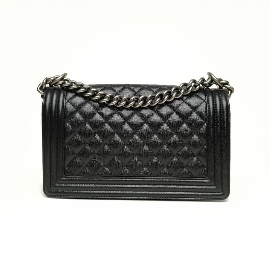 CHANEL Leboy中号黑色荔枝牛皮26开银扣菱格纹肩背包-2