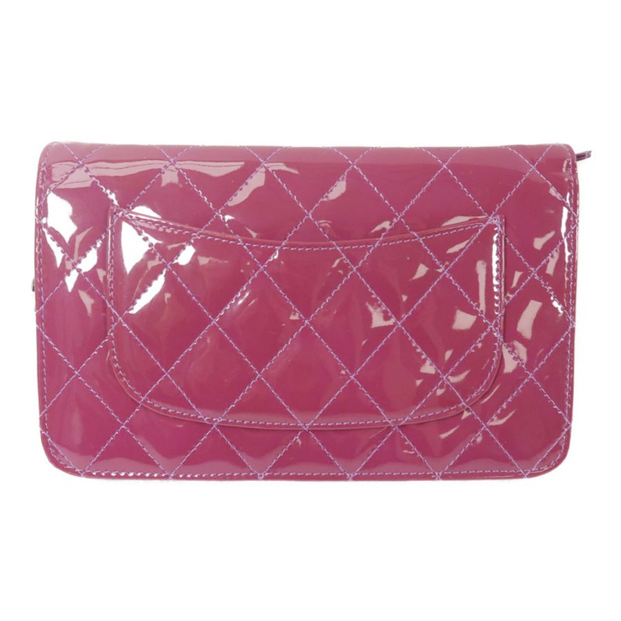 CHANEL 漆皮皮革2.55 Wallet On Chain鏈帶肩背袋-1