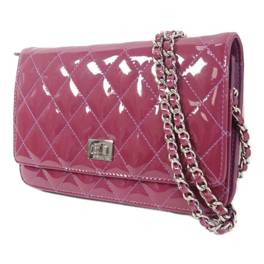 CHANEL 漆皮皮革2.55 Wallet On Chain鏈帶肩背袋-2