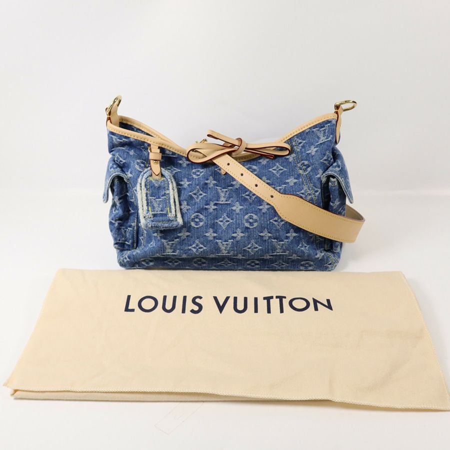 LOUIS VUITTON Monogram Denim Carryall Cargo PM肩背袋-14