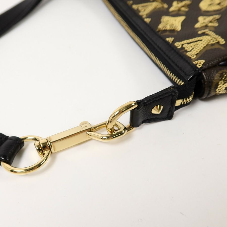 LOUIS VUITTON Monogram Eclipse Pochette Accessoires肩背袋-8