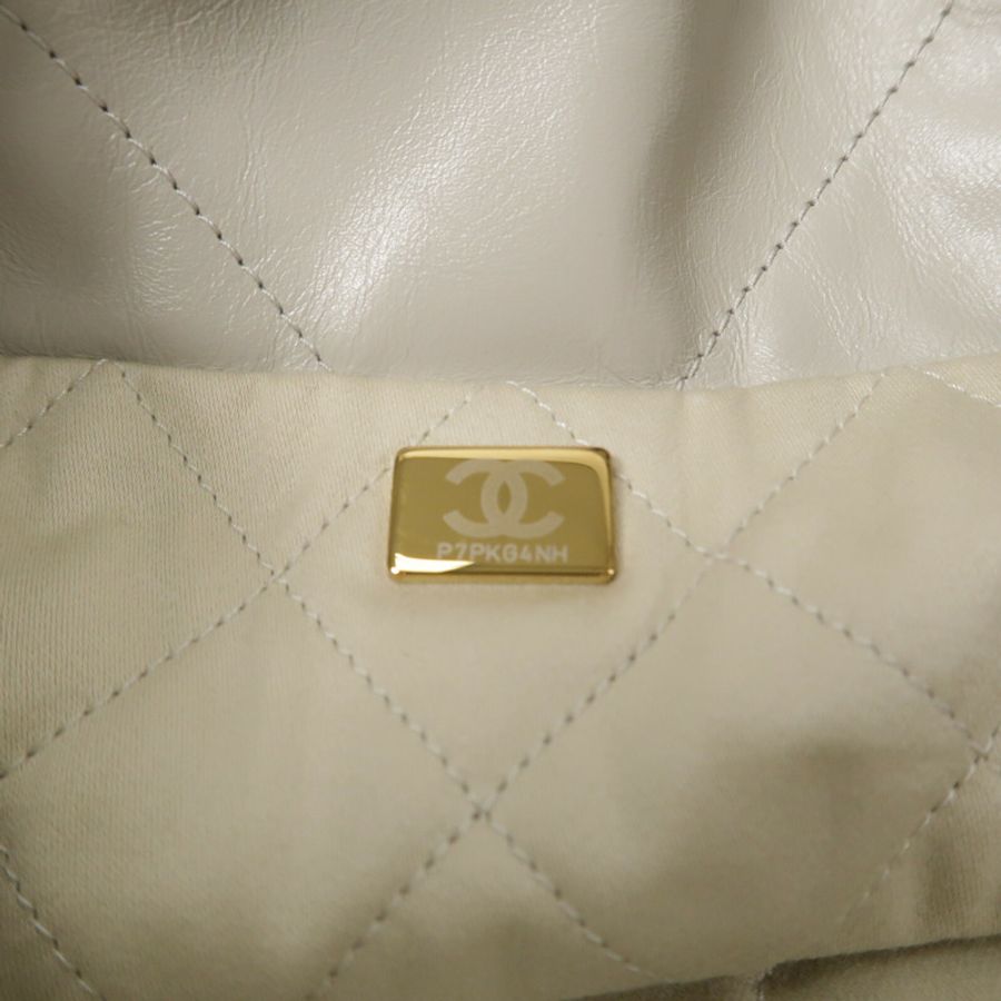 CHANEL 牛皮皮革Chanel 22 Small鏈帶肩背袋-7