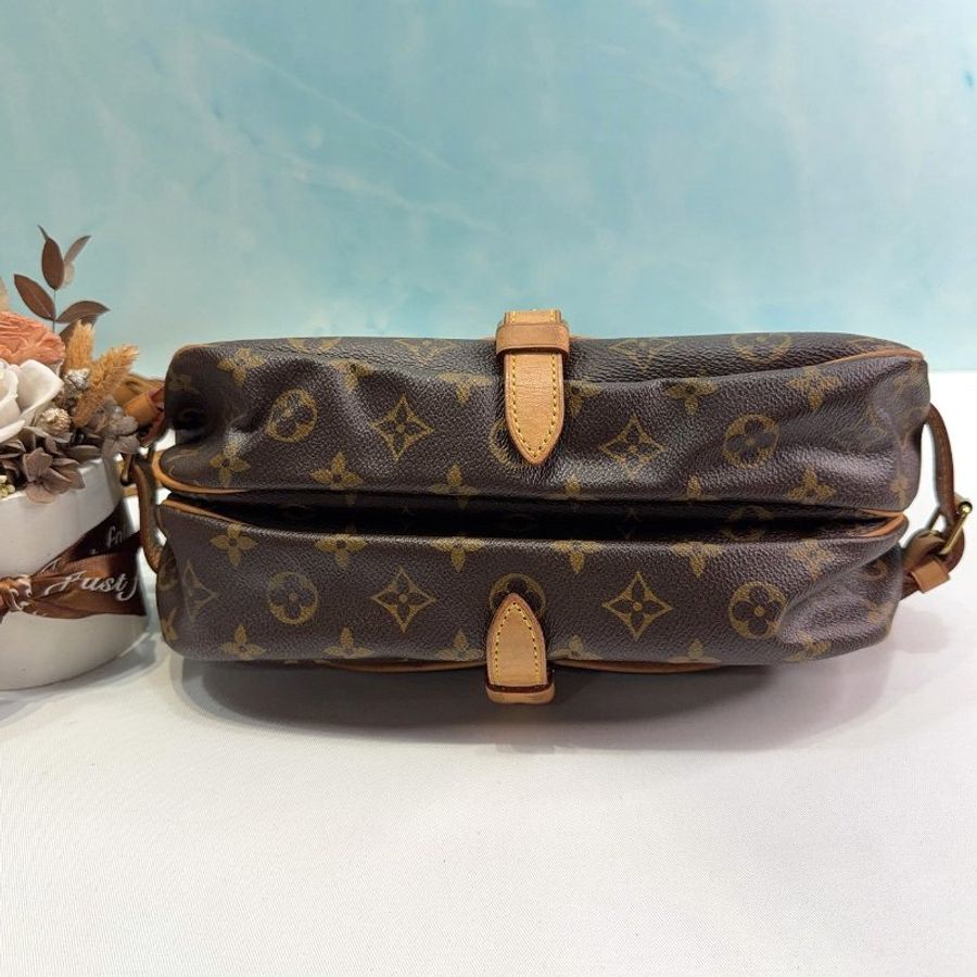 LV Monogram Saumur老花雙面馬鞍包-8