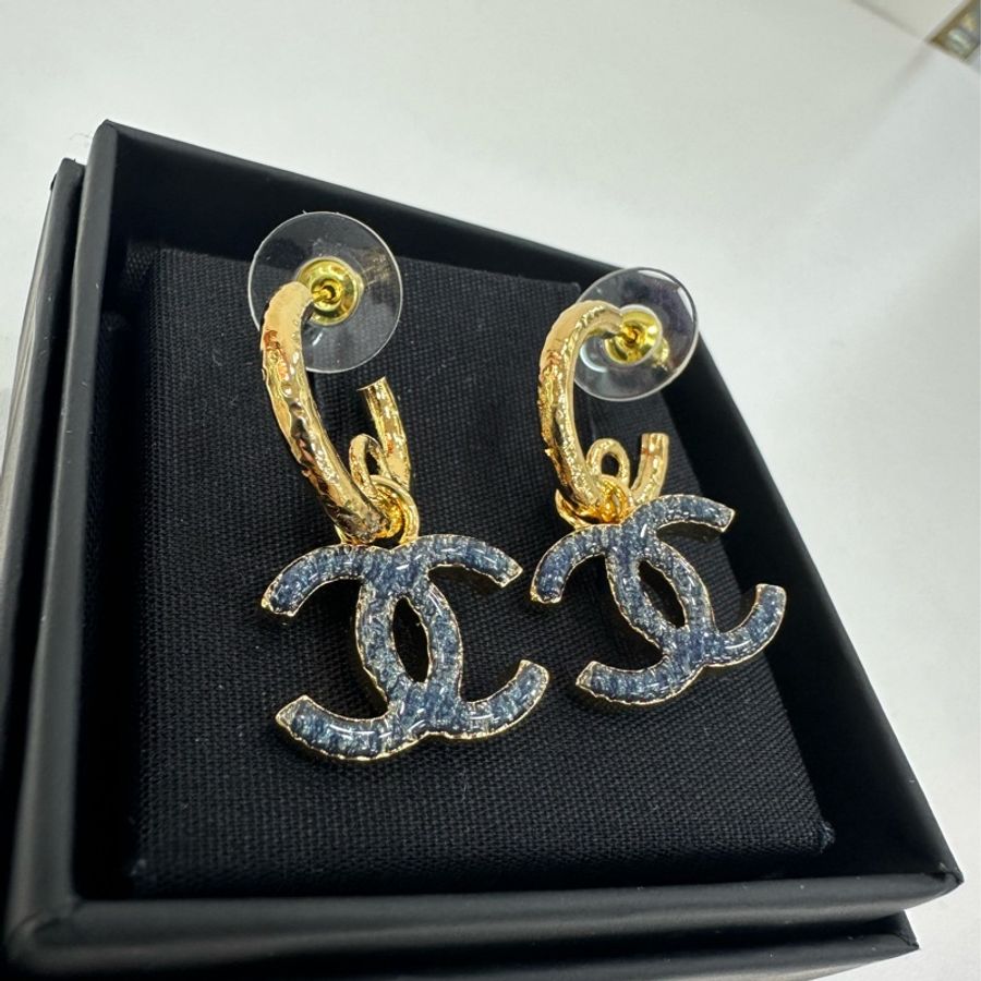 Chanel香奈兒新款24P牛仔藍拼金色雙c吊墜耳環 拼金色扣 全新-1