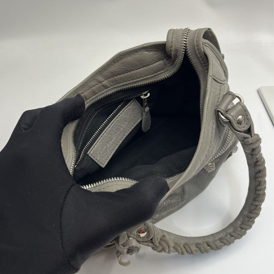 🏷️ Balenciaga 迷你機車包-11
