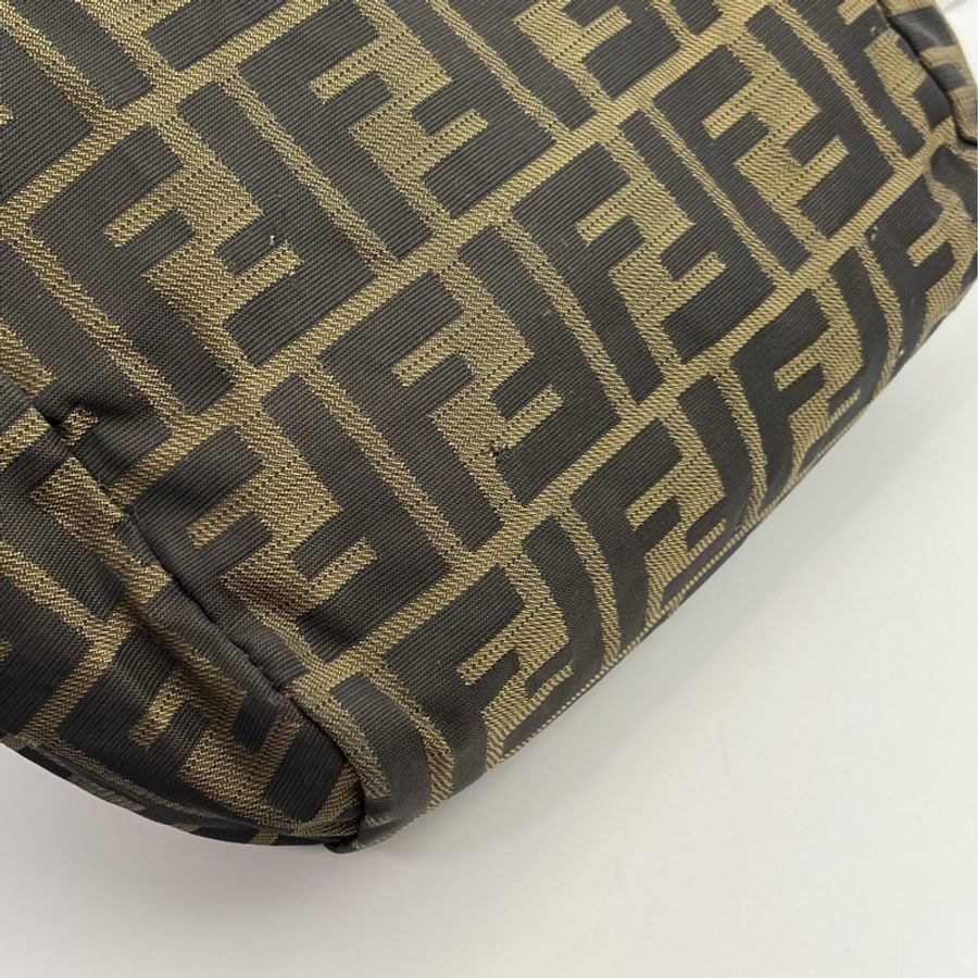 🏷️ Fendi mini 小托特包-5