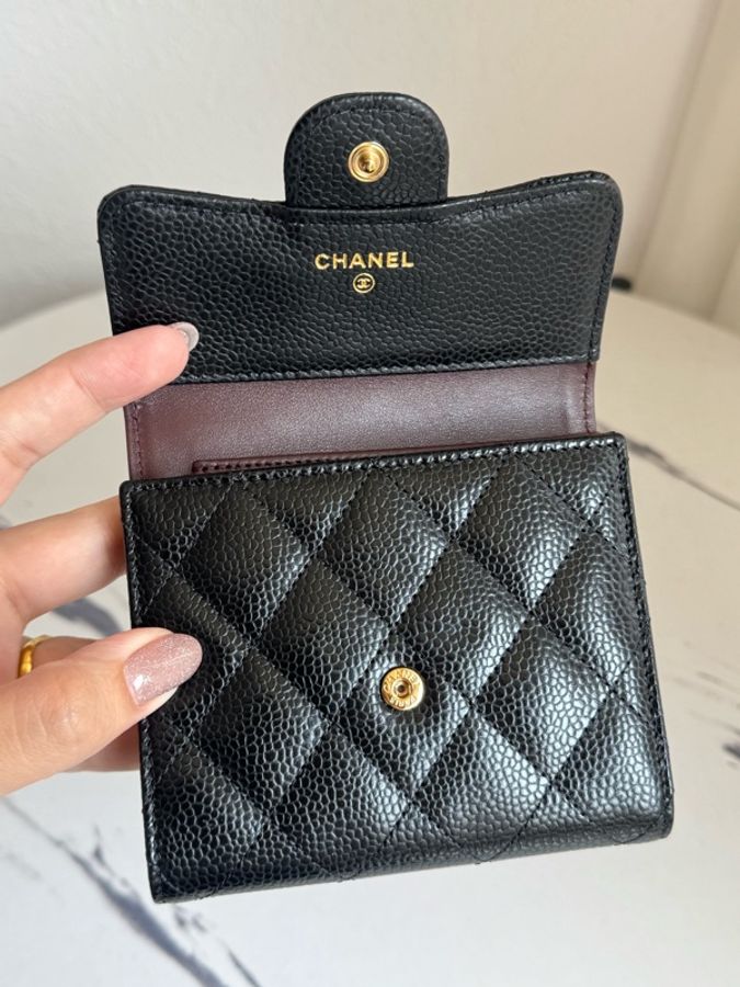 Chanel 黑荔枝金雙C釦式三折短夾💕-10