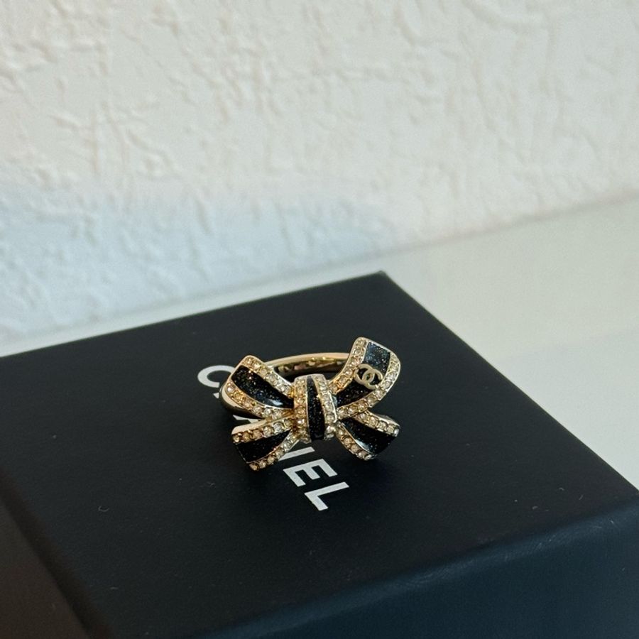 Chanel蝴蝶結小鑽戒指💍-7