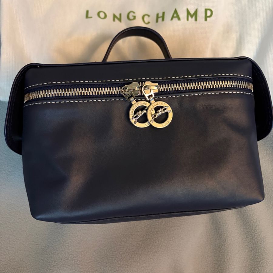 Longchamp-0