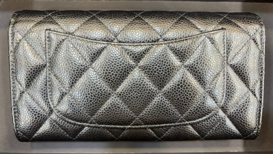 CHANEL 經典黑金荔枝皮三折長夾 - 黑銀-1