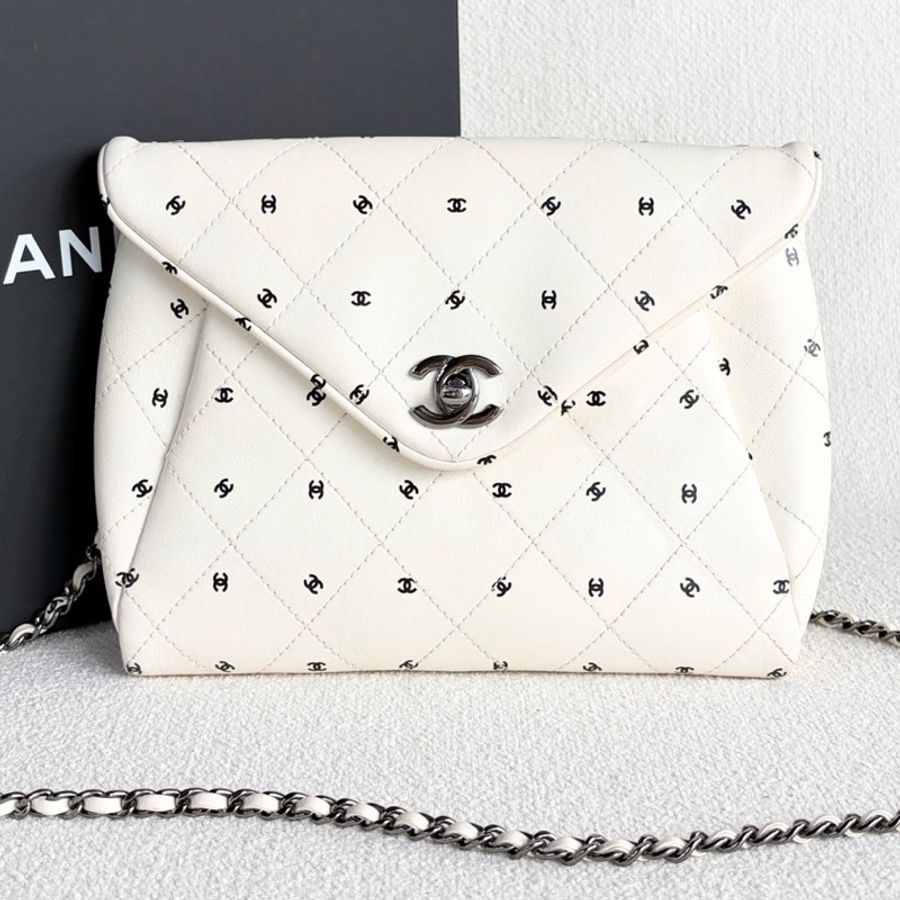 Chanel香奈兒白銀小logo信封包 芯片款-0