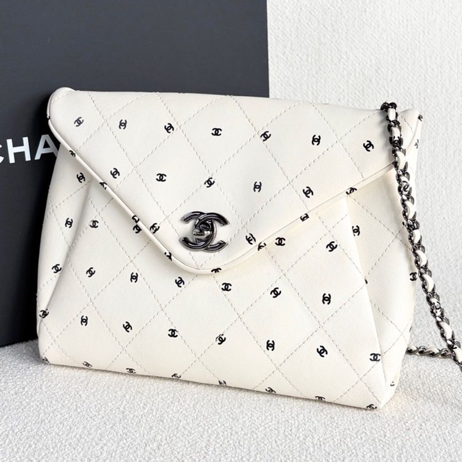 Chanel香奈兒白銀小logo信封包 芯片款-2