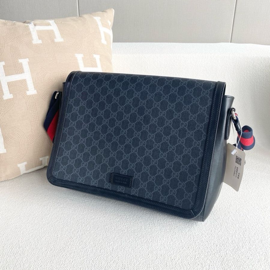 Gucci GG Superme古馳翻蓋郵差包-2
