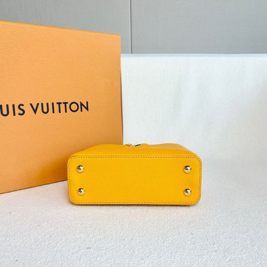 LV Capucines mini蛇皮手柄 芯片款 黃色  20*13.5*7.5 99新配件盒 肩帶 塵袋 購證-6