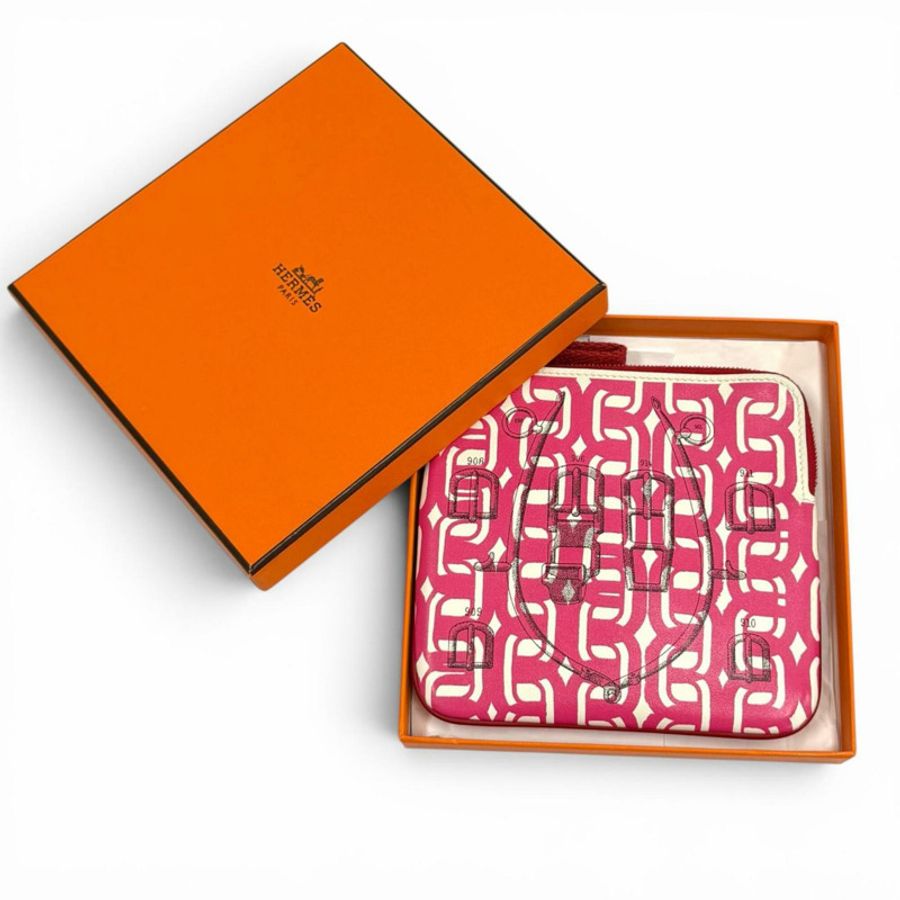 愛馬仕 Carre Pocket 粉紅色 Veau Swift 圓形拉鍊迷你手拿包，D 字印記，法國製造，女士款，帶包裝盒-1