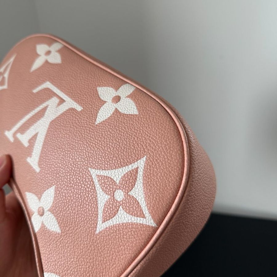 LV 全皮牛角包 芯片款 草莓牛奶 29*9.5*16cm 99新配件肩帶 塵袋-5