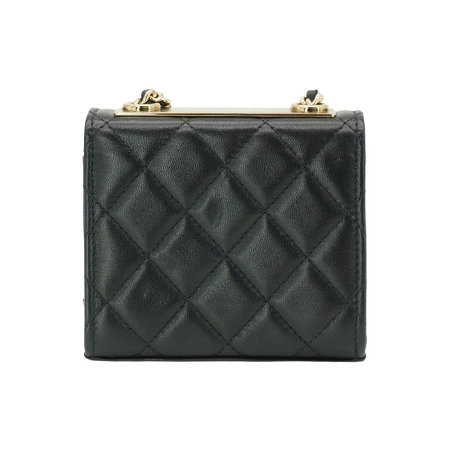 Chanel 展示品 Trendy CC 菱格羊皮淡金釦方形迷你口蓋鍊包(A81633-黑)-2