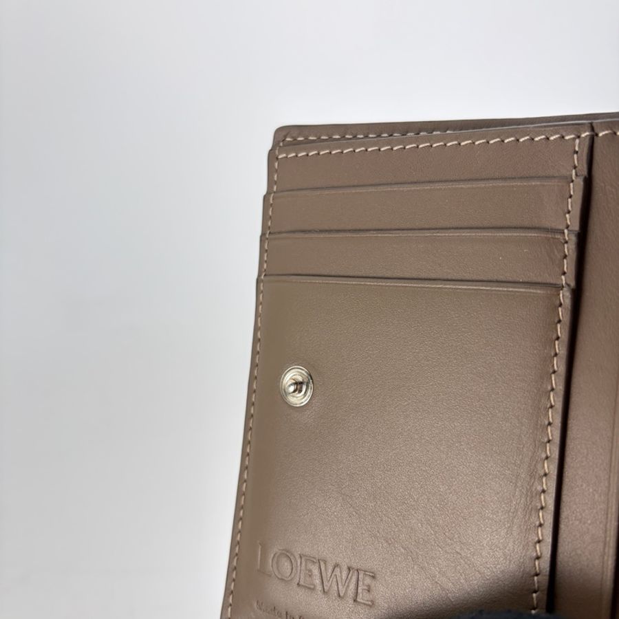 LOEWE錢包-17
