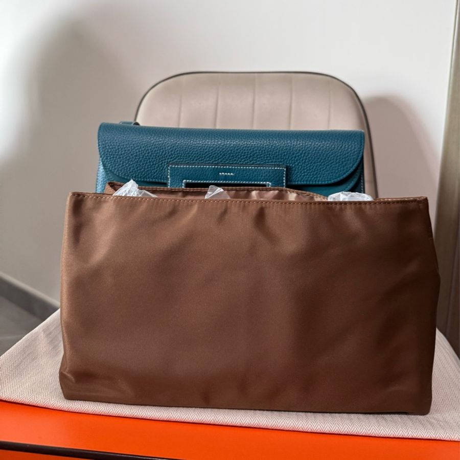 Hermes Halzan 31-7