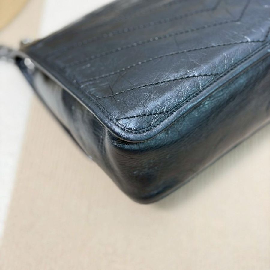 (專櫃十萬多🫪)🏷YSL 聖羅蘭．Niki 中號 新款D扣-6