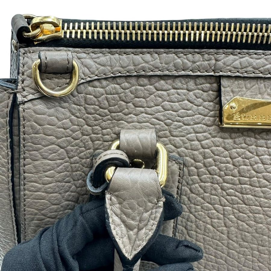 【美收精品】BURBERRY  灰色粒面皮革手提包 C-593【隔月月中將轉賣至日本 上架期限30天】-6
