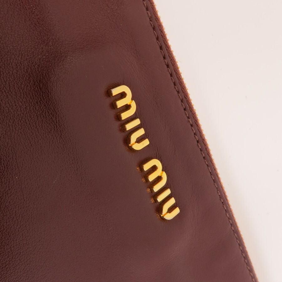 Miu Miu 羊皮皮革Studded Zip Clutch手拿包-7
