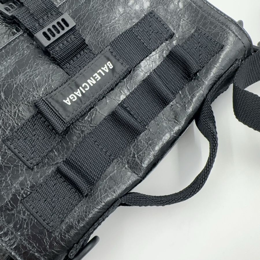 Balenciaga 黑色探險家小號郵差包（全配狀況超好！）-17