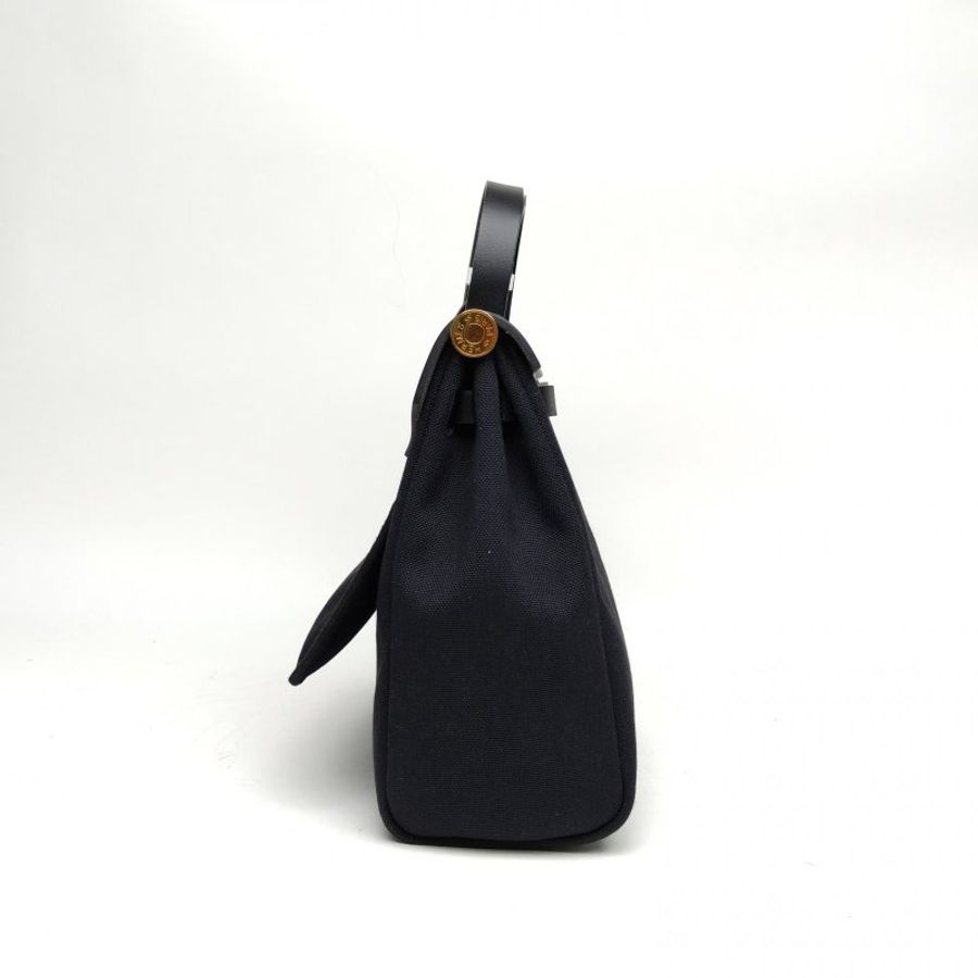 HERMES Herbag31黑色帆布/牛皮U刻金扣肩背包-3