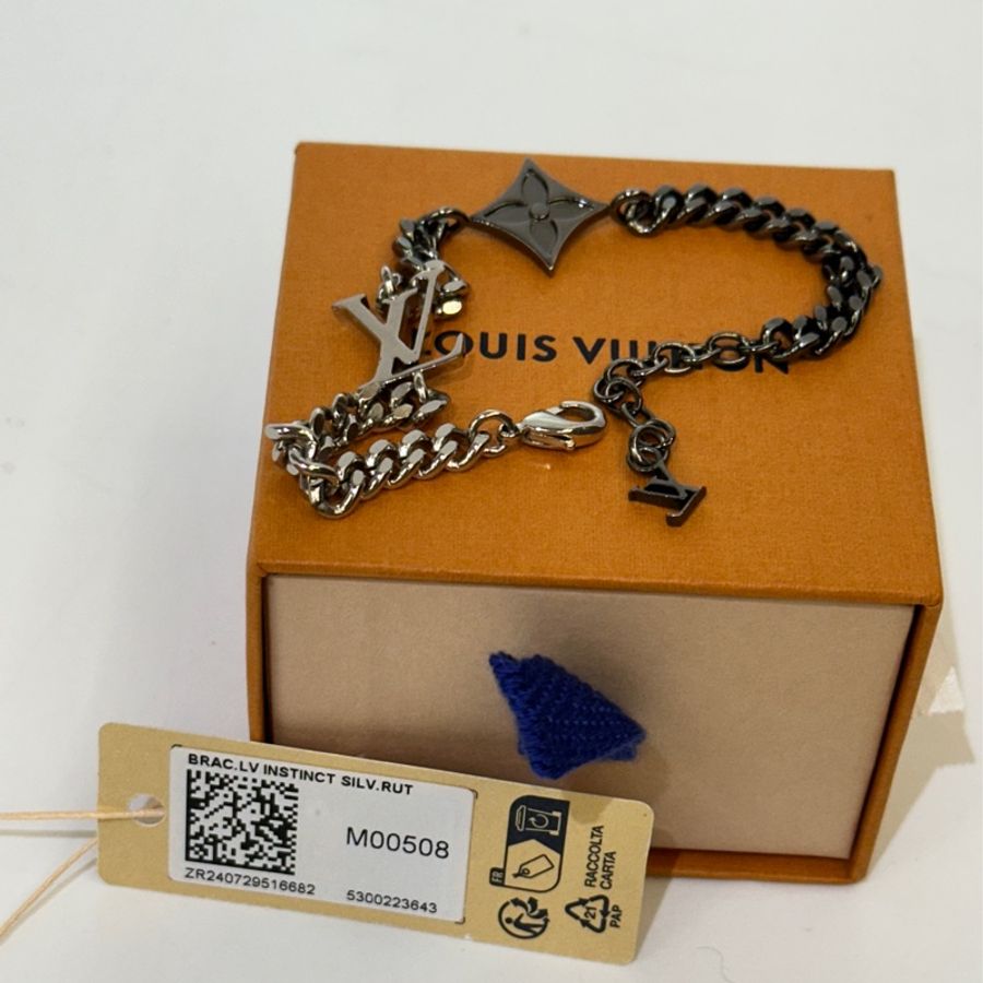 Lv 銀色金屬 LV logo花卉圖案吊飾手鍊M00508-0