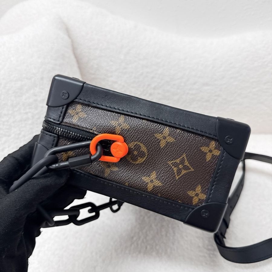LV Soft Trunk MNG-2