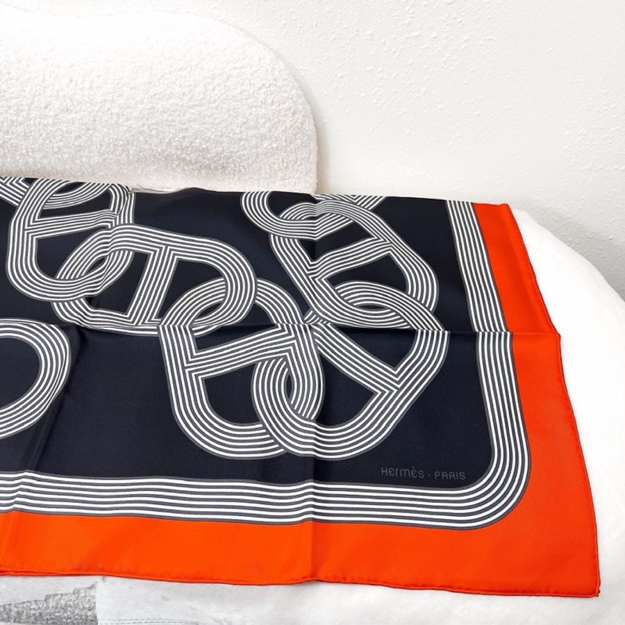 Hermes 90x90-2