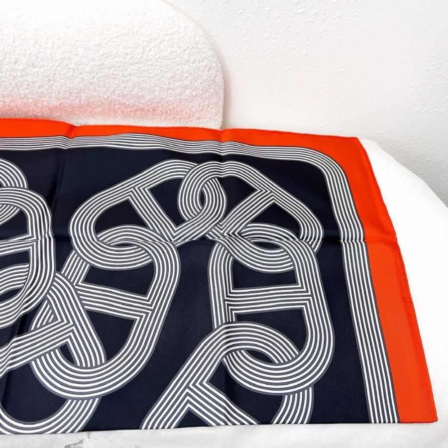 Hermes 90x90-4