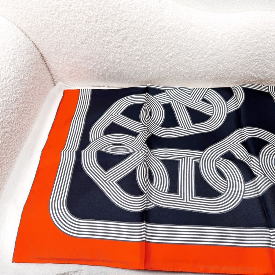 Hermes 90x90-5