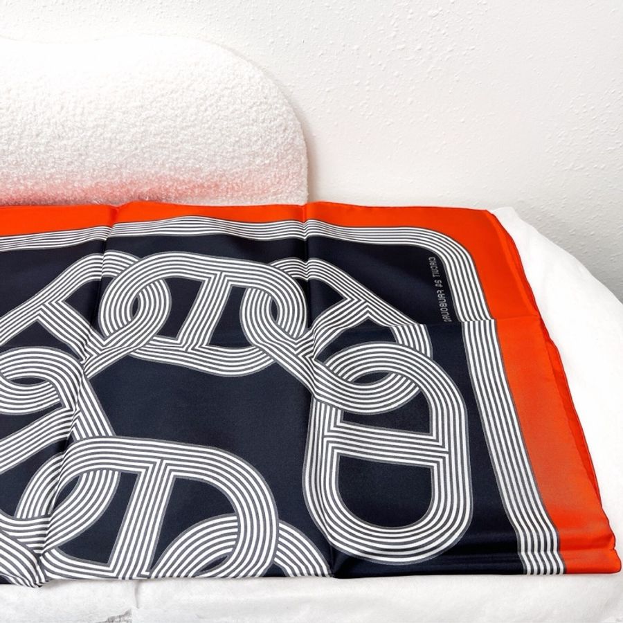 Hermes 90x90-6