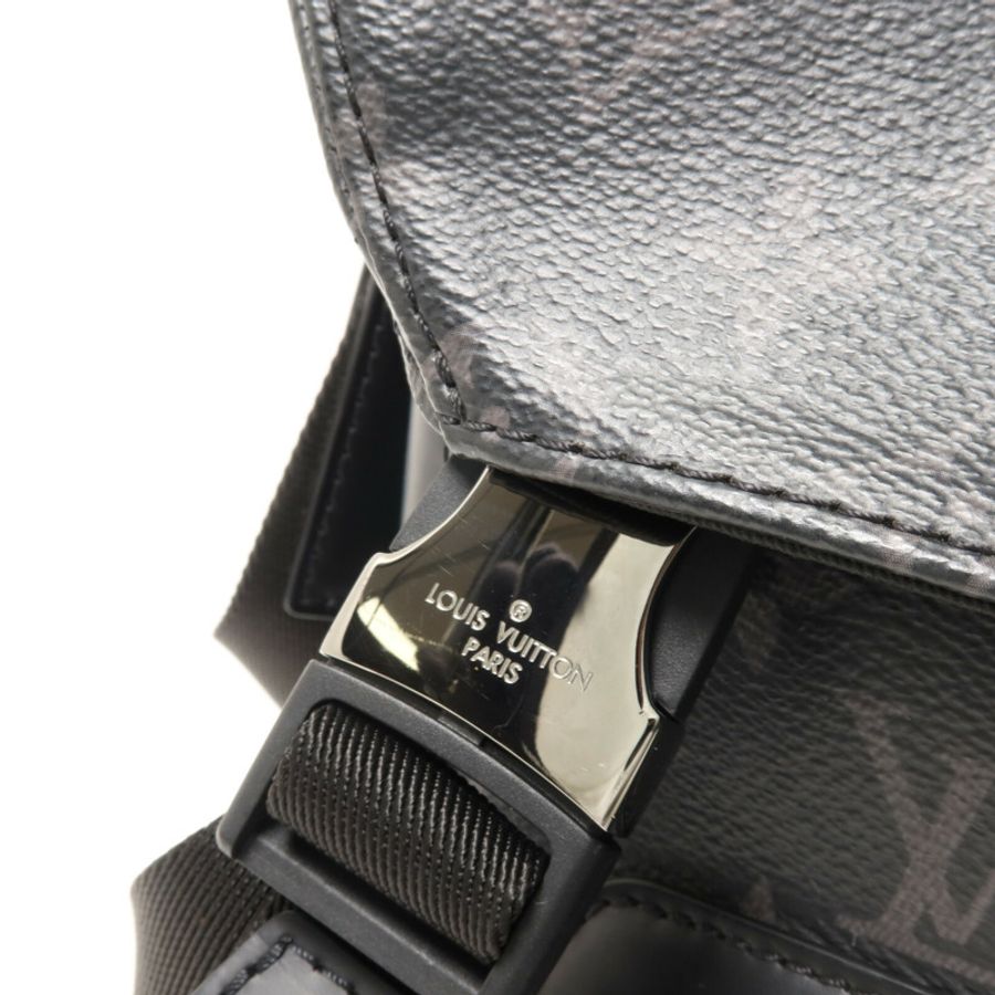 LOUIS VUITTON Monogram Eclipse Messenger PM Voyager肩背袋-8