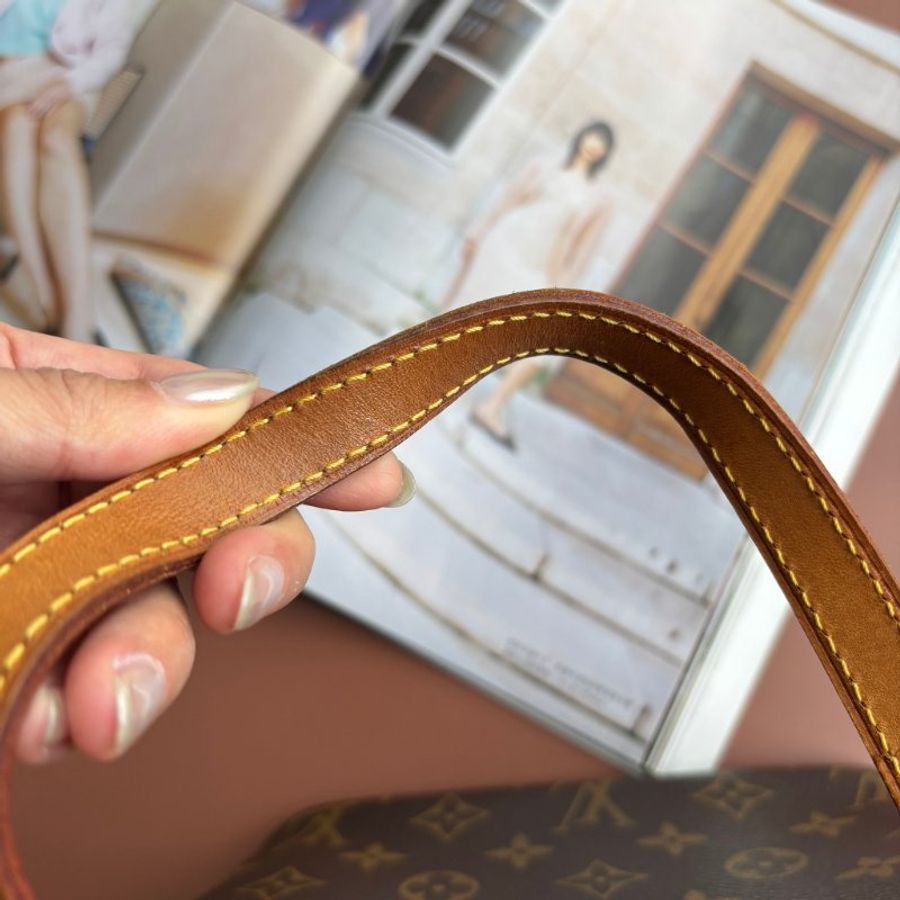 小號薇薇安停產 ::LOUIS VUITTON:: LV M51172 VAVIN PM  經典花紋 薇薇安 便當包 手提包-17