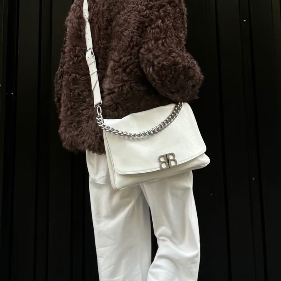 Balenciaga巴黎世家BB系列Soft Flap白銀牛皮翻蓋郵差包/腋下包-2