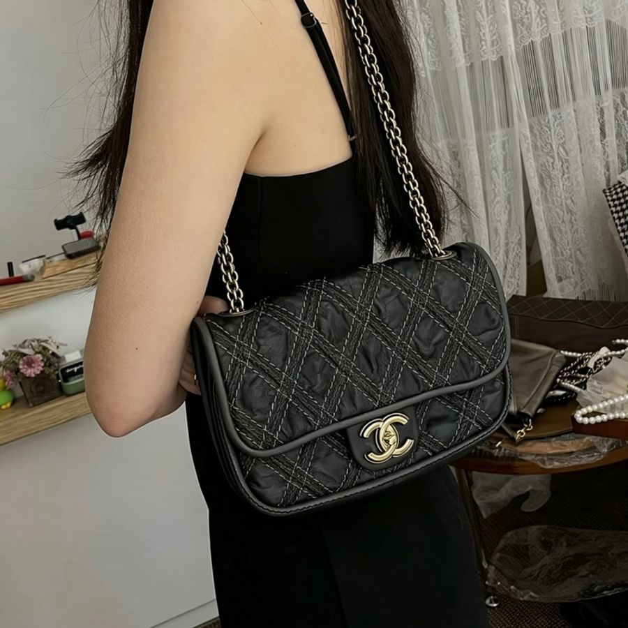 CHANEL香奈兒外縫CF系列中古款黑色牛皮金釦雷標15開👩🏻🎨-1