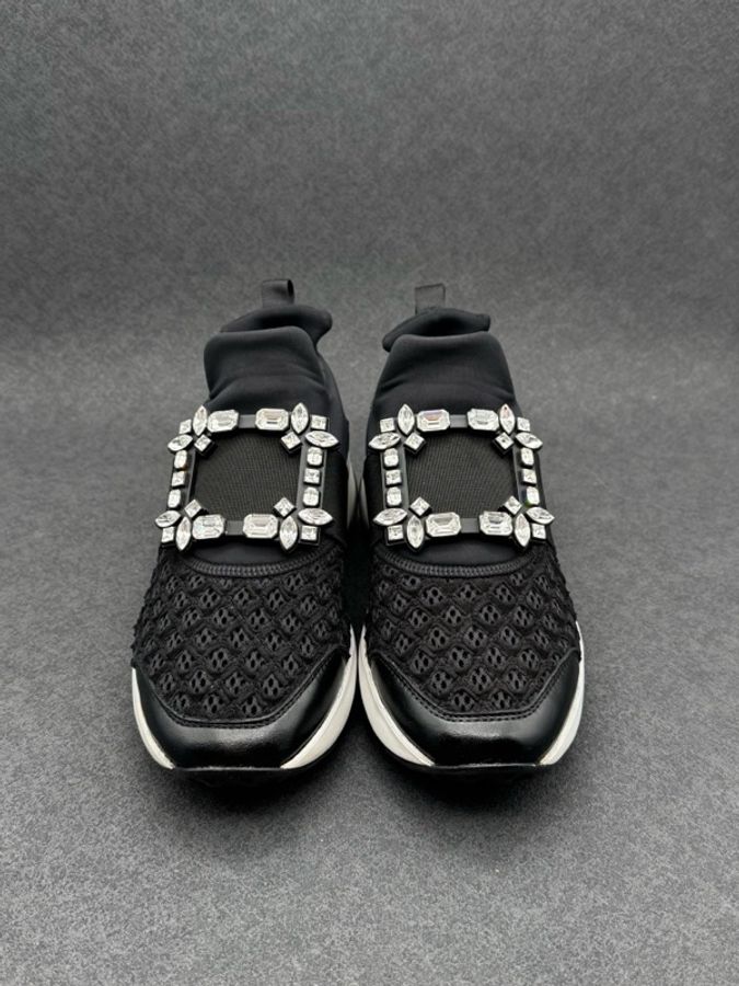 roger vivier RV黑色鑽扣厚底運動鞋 37碼 成色不錯-0