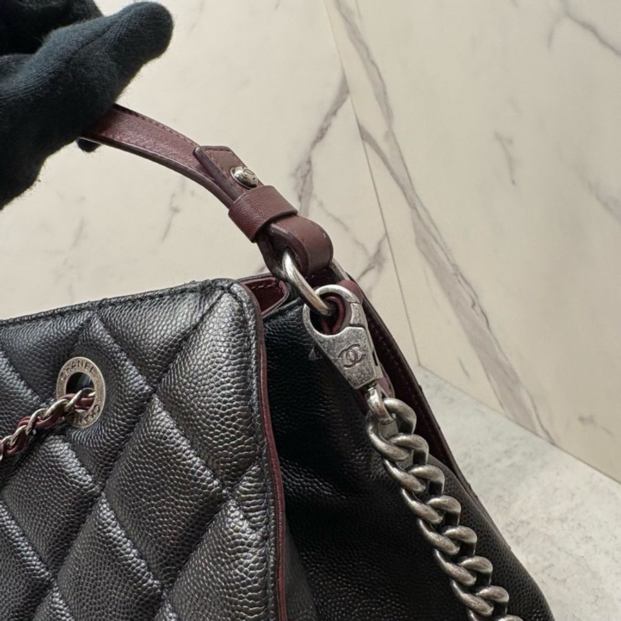 CHANEL✨稀少限定季節款 抽繩三用水桶包 手提斜背肩背都時髦 男女都適用 這個新款都20幾萬起 割愛65800-6