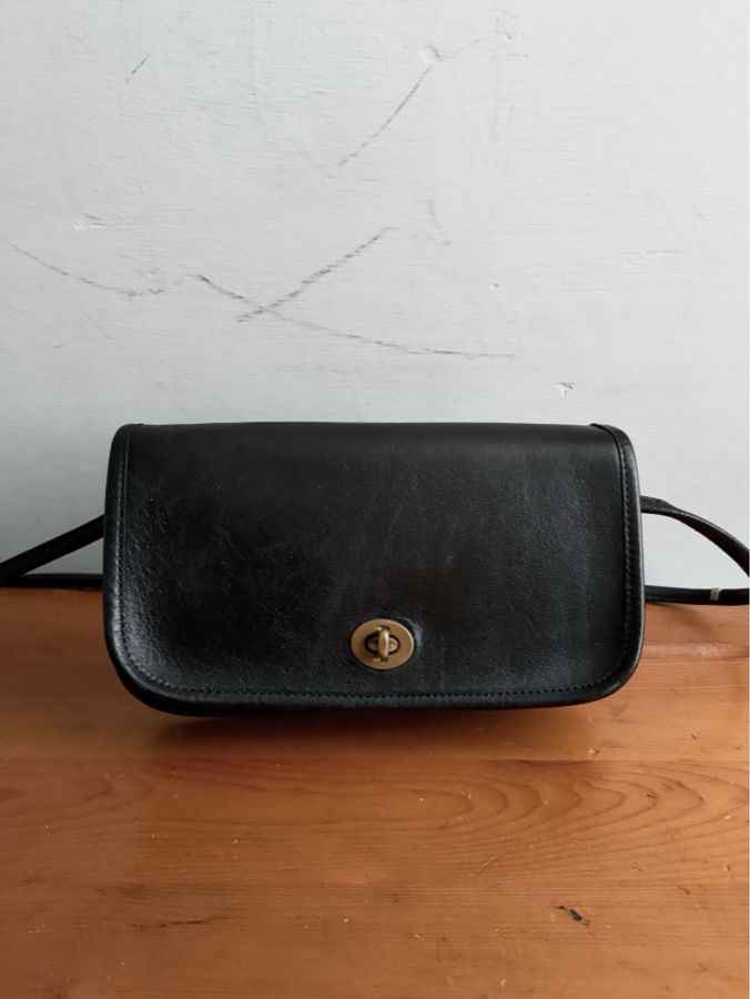美製老品 #COACH 黑色小方包 | 美式 | 古典 | 老包 | 老靈魂 | VTG-9