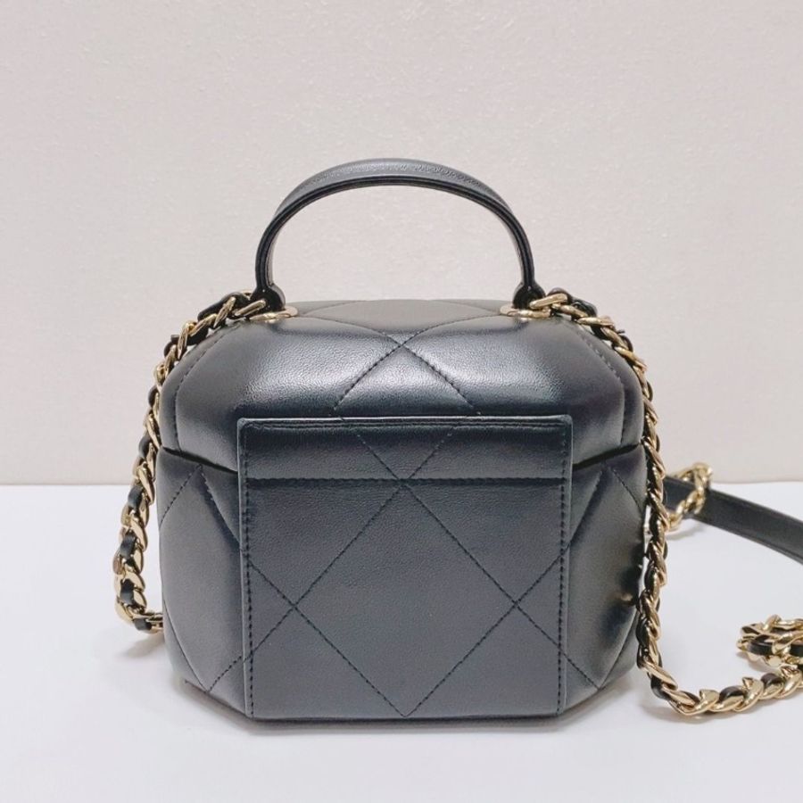 Chanel 黑色羊皮金扣手提 化妝包芯片款 16.5x15.5x11.5cm 9新 配件塵袋-4