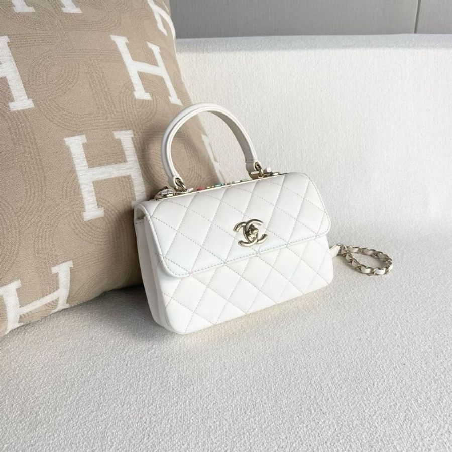 Chanel 白金糖果色TrendyCC mini 芯片款 白色金扣 羊皮 20*13*5 9新 配件塵袋-5