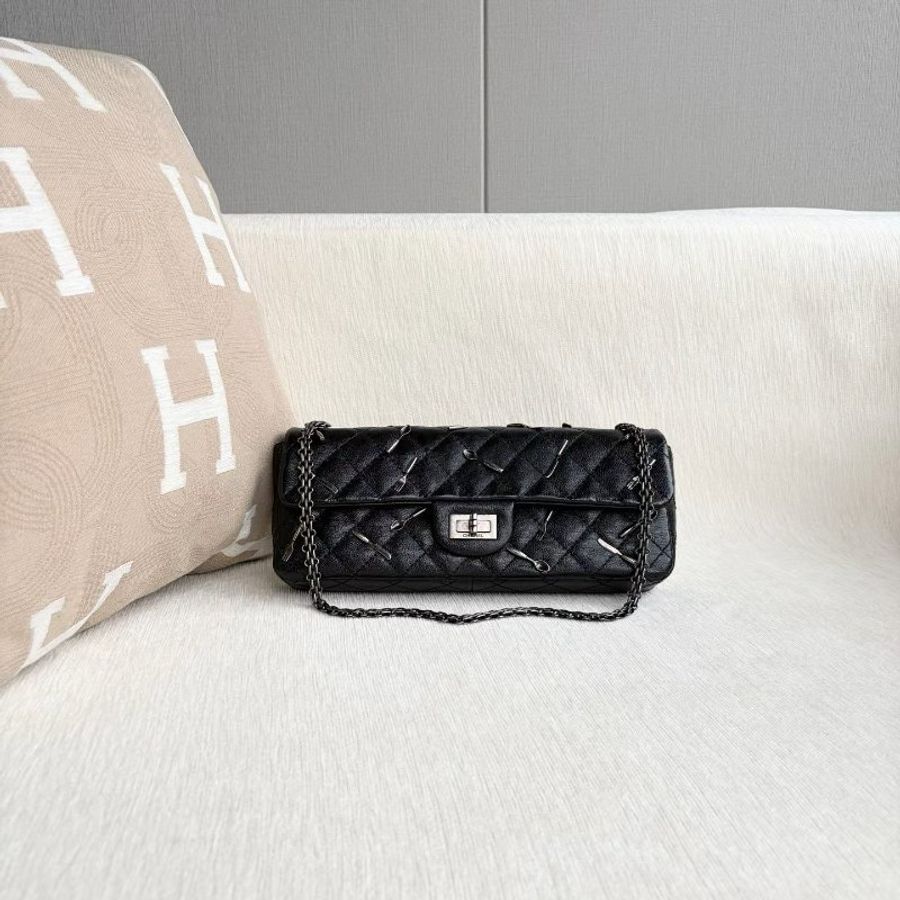 Chanel 黑銀2.55刀叉法棍腋下包 牛皮 27*12*5 99新配件塵袋-2