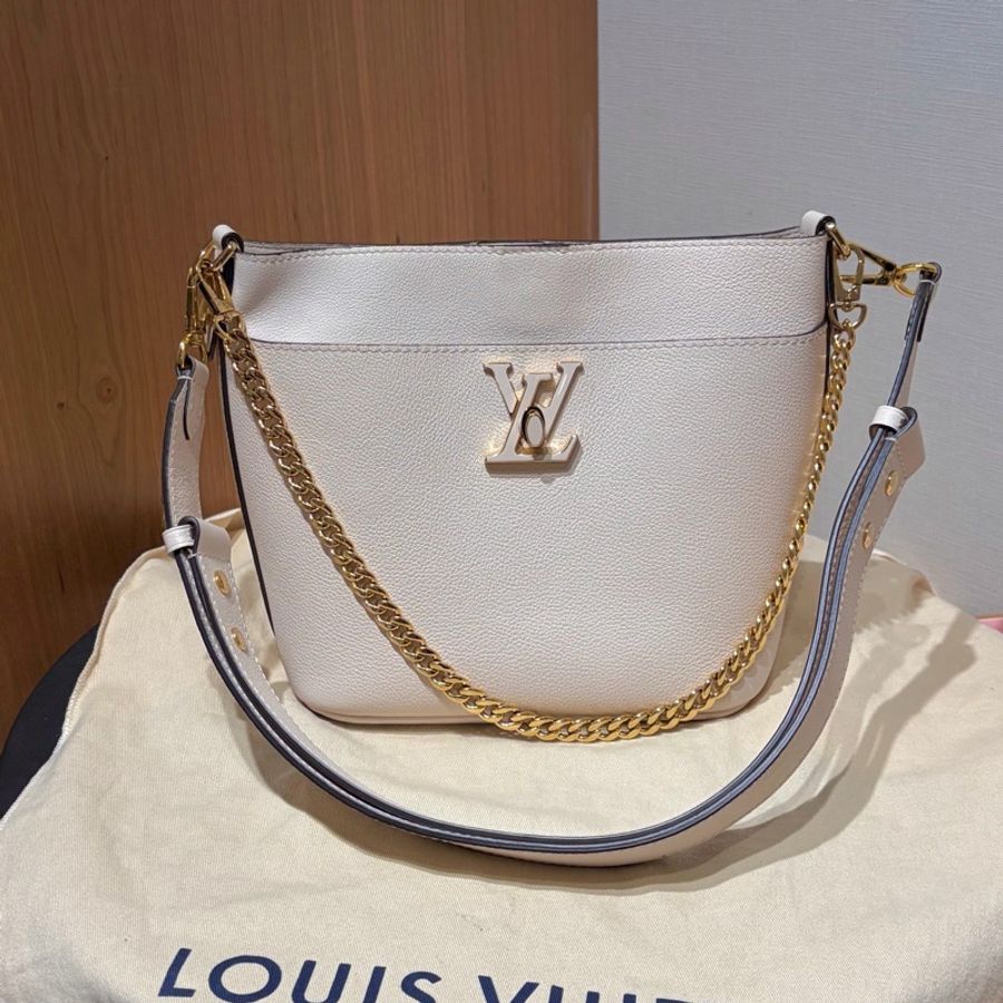 路易威登Louis Vuitton Lock and walk水桶包 白金 牛皮-0