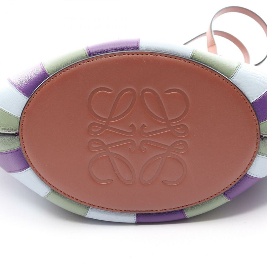 LOEWE Shell 小號手提包，皮革材質，綠色多色，二手女款-3