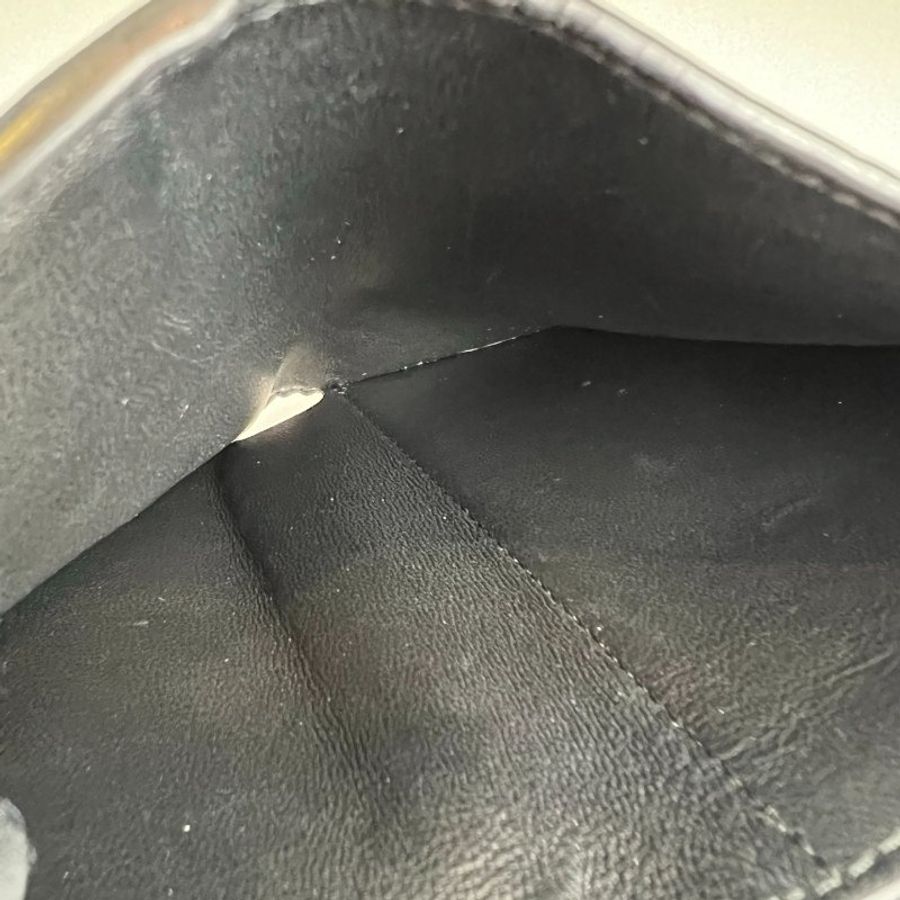 LV M82764/晶片款 黑Capucines金屬邊三折中夾-8