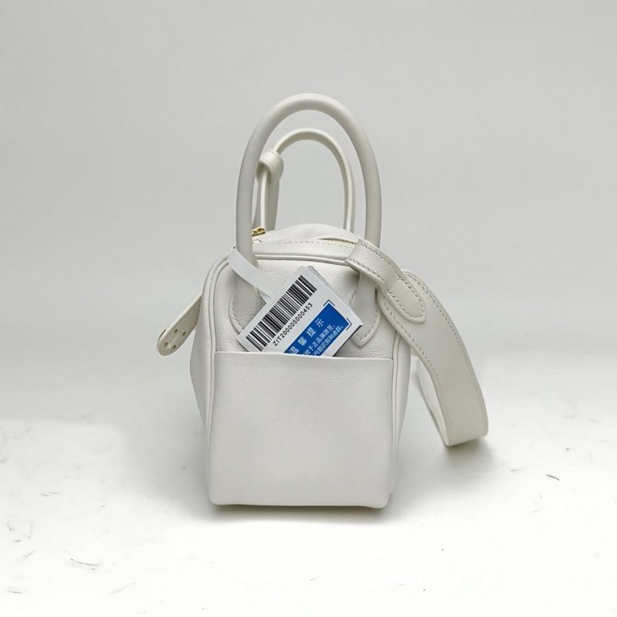 HERMES LindyMini01白色Swift皮W刻金扣肩背包-1