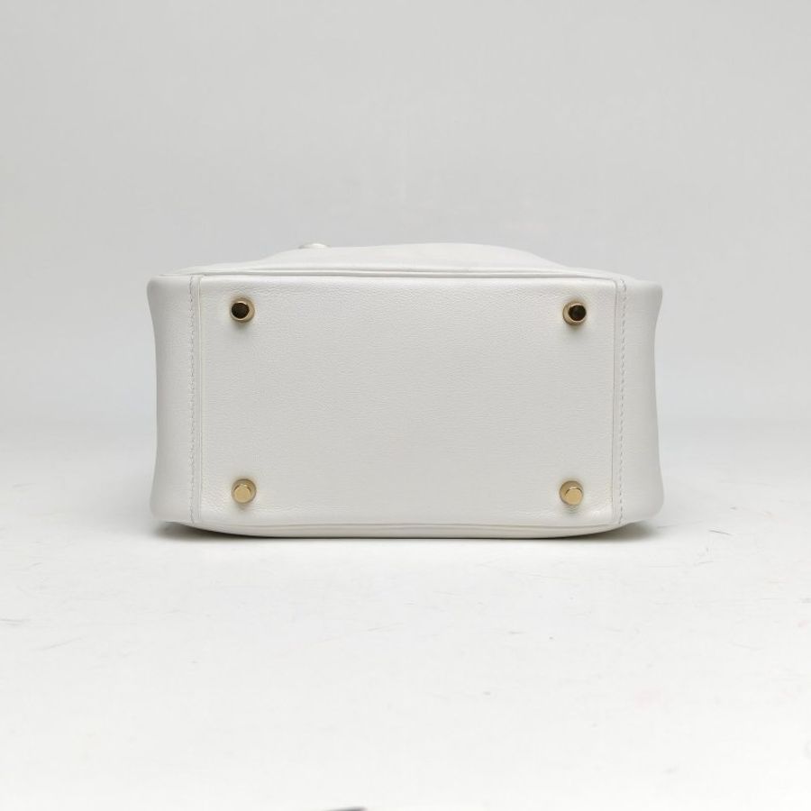 HERMES LindyMini01白色Swift皮W刻金扣肩背包-3